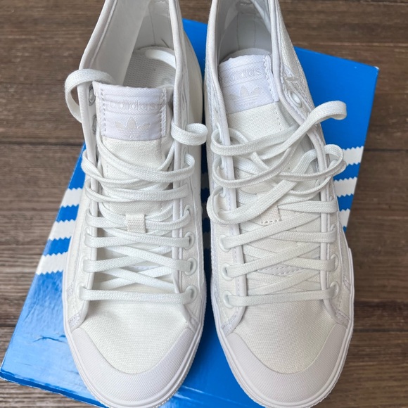 adidas Nizza Trek Shoes Women's, White, Size 8 - Picture 5 of 10